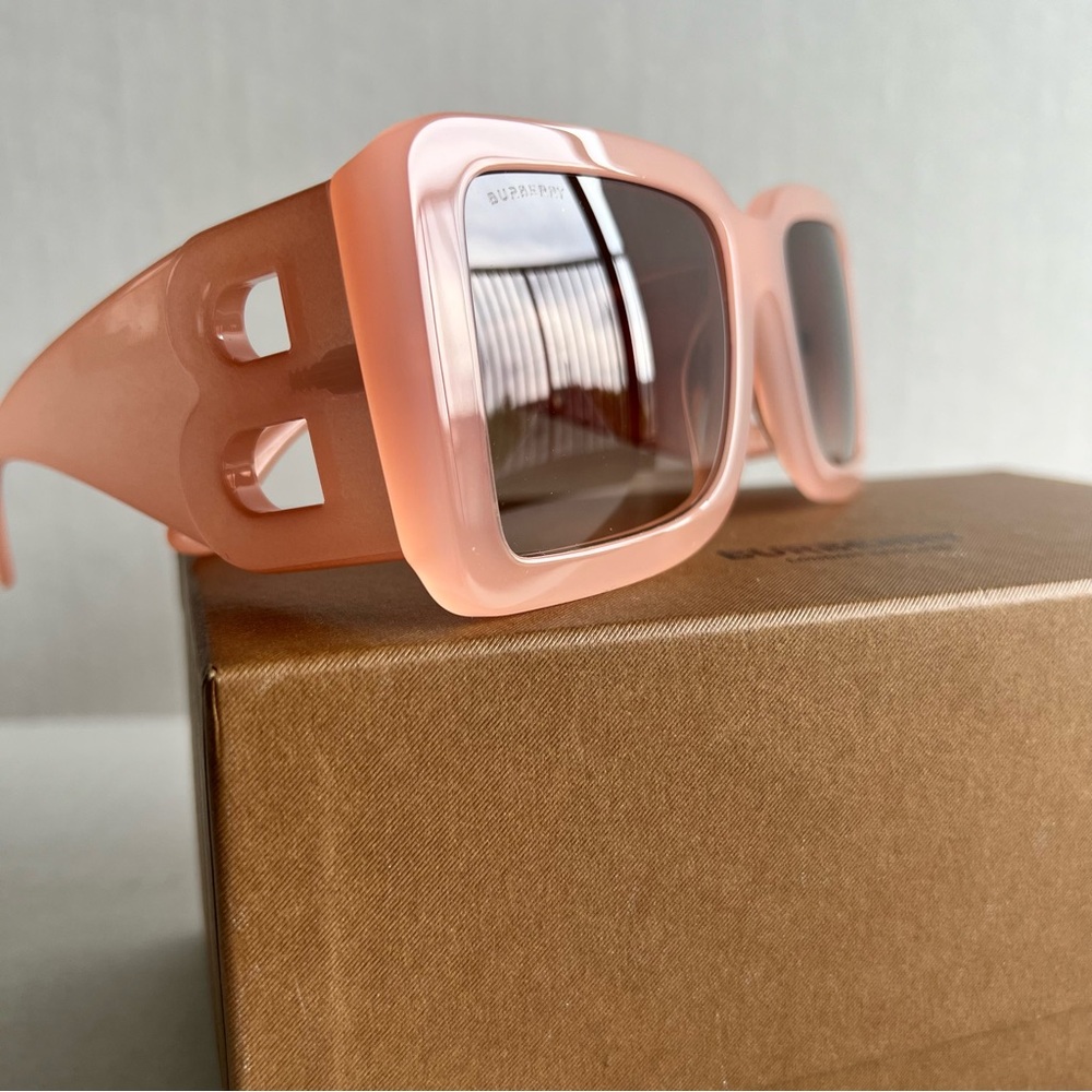 Burberry Gradient Square Sunglasses